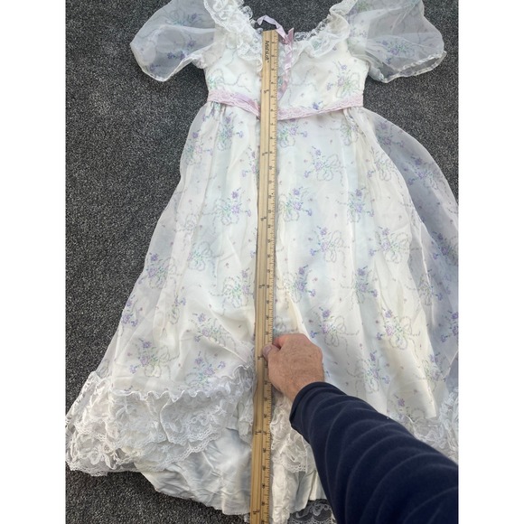 Dance Allure Vintage Girl White Floral Lace Puffy Sleeve Special Occasion - Picture 9 of 13